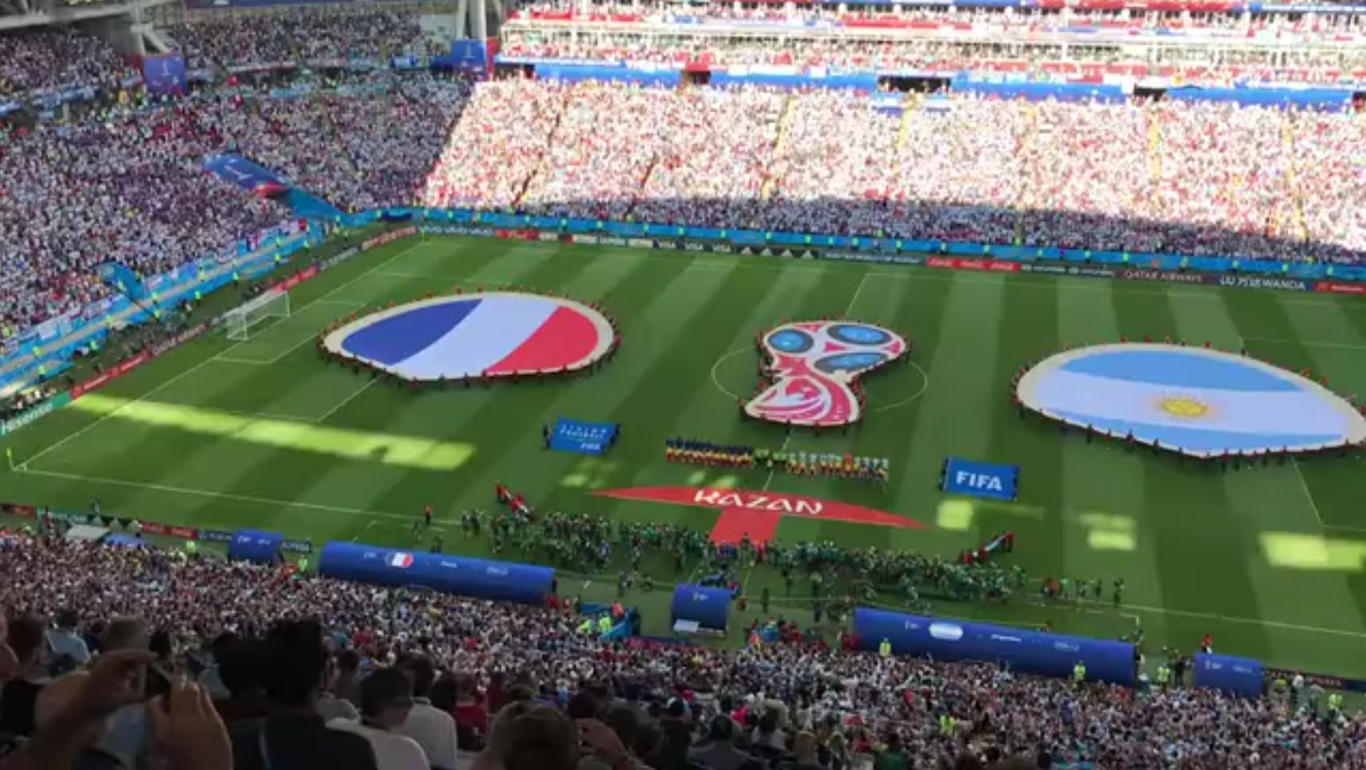 析首先埃