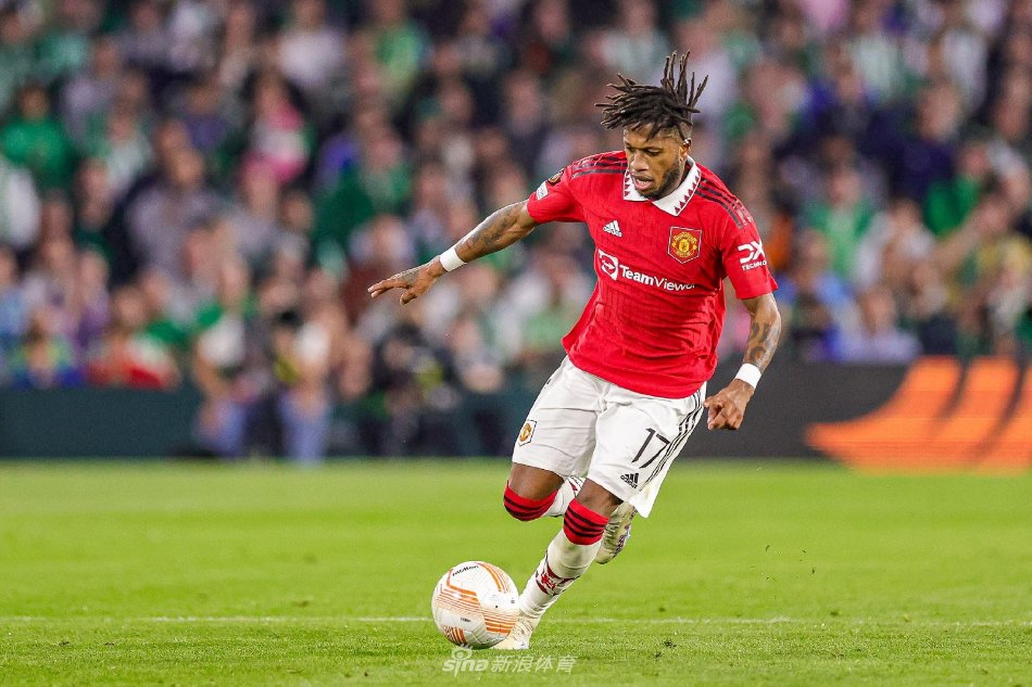 多的反思空 多的反思空